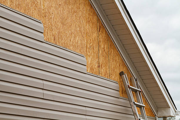 24/7 Emergency Siding Repair experts in Franklin, NC